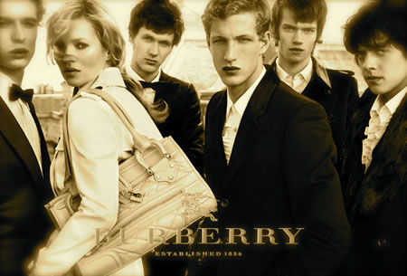 Thương hiệu thời trang Burberry chứng tỏ uy tín qua những sản phẩm thời trang hoàn hảo