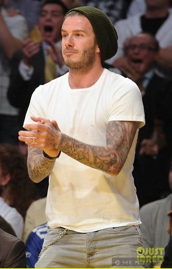Cách phối áo phông trắng của Beckham và Adam Levine 1