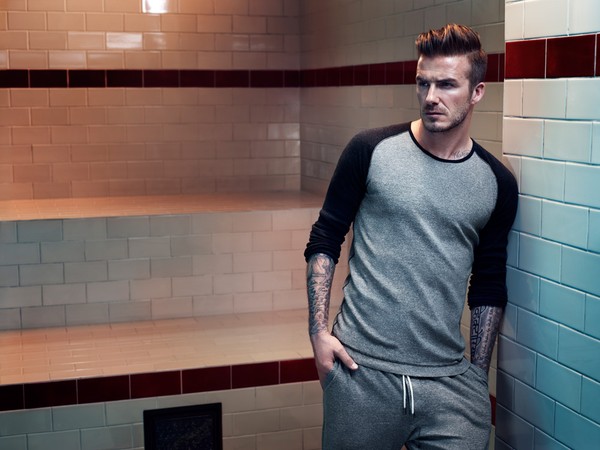 David Beckham lột xiêm y 03