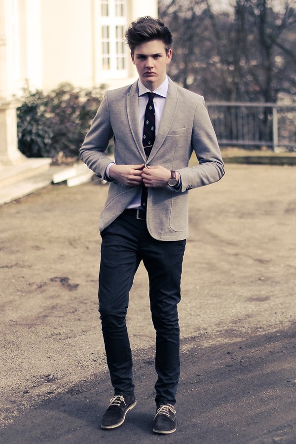 Quần jeans & blazer - Bộ đôi hoàn hảo cho quý ông