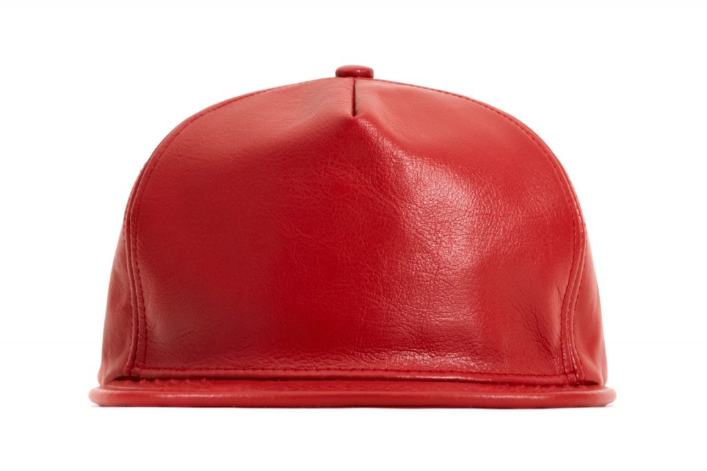 Mẫu mũ snapback màu đỏ burgundy của Stampd