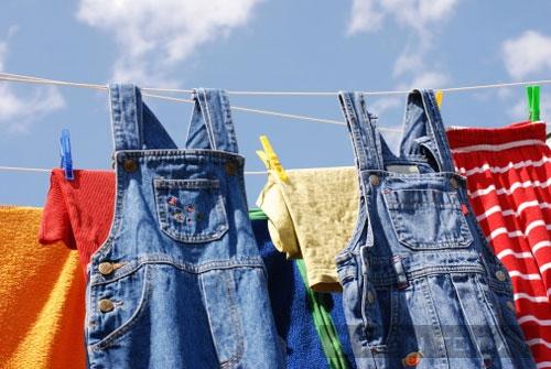 5 cách giúp quần jeans bền màu