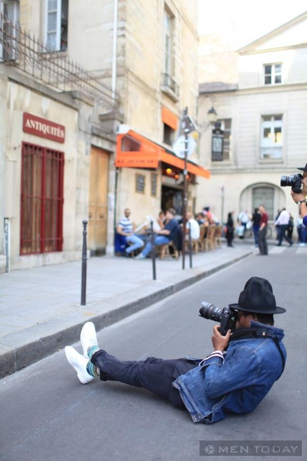 Ngắm street style cực chất của các chàng trai Paris